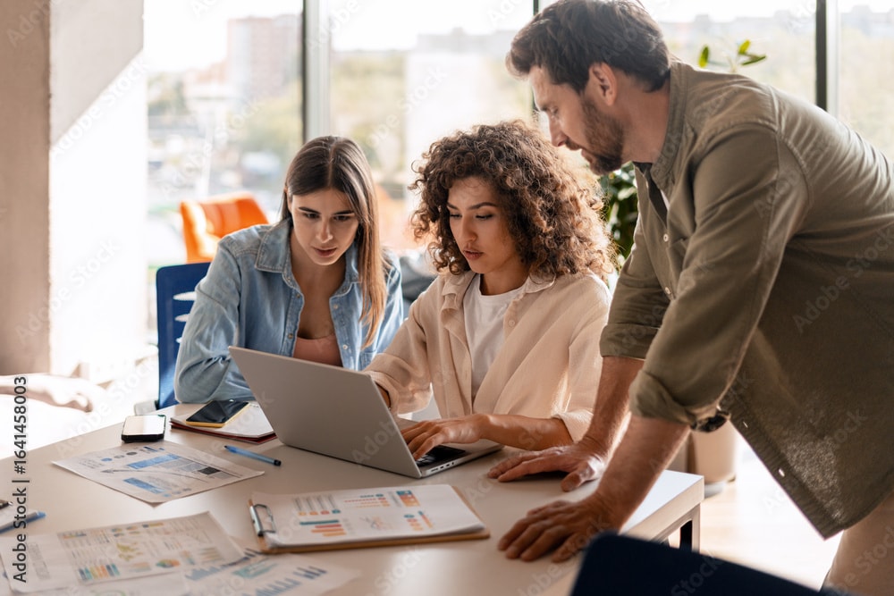 Multiagent Systems - Wie können Sammlungen von KI-Agenten helfen, meine (komplexen) Geschäftsprozesse noch effektiver zu automatisieren?